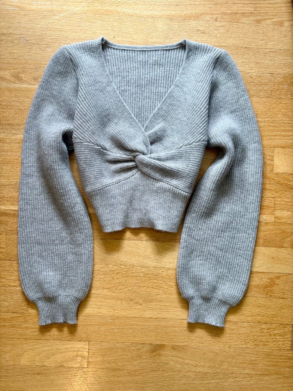 Twist Front Long Sleeve Cropped Knit Top